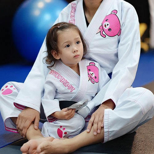 Fluory BJJ BJJ Kids Fluory Grappling Resurakuma Kids BJJ Gi Pink