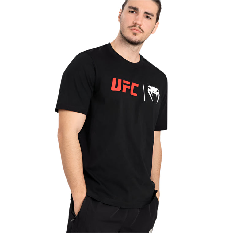 UFC Venum Classic T-Shirt - Black/Red