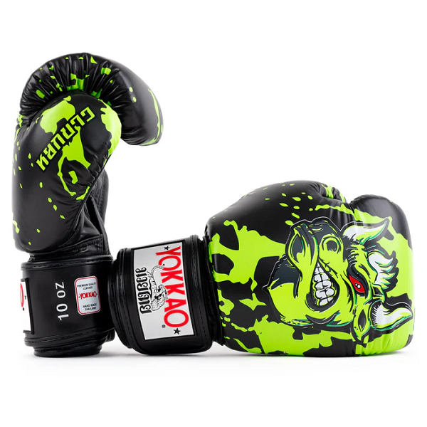 Yokkao Boxing Gloves Yokkao Angry Bull Boxing Gloves Black