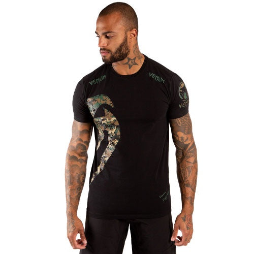 Venum T Shirts Venum Giant T-Shirt - Black Forest Camo